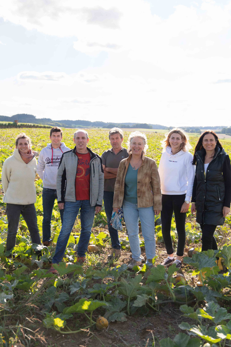 Besuch MdL Gisela Sengl und Christina Haubrich bei der Bio-Kürbiskern Anbaugemeinschaft Aichacher Land